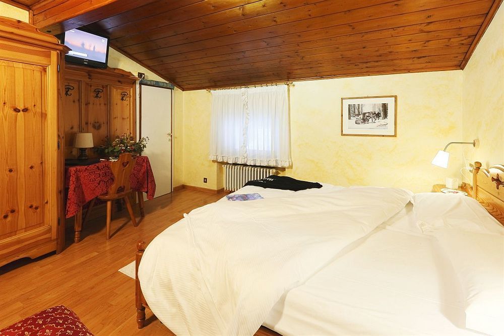 Meuble Villa Neve Cortina d'Ampezzo Exterior photo