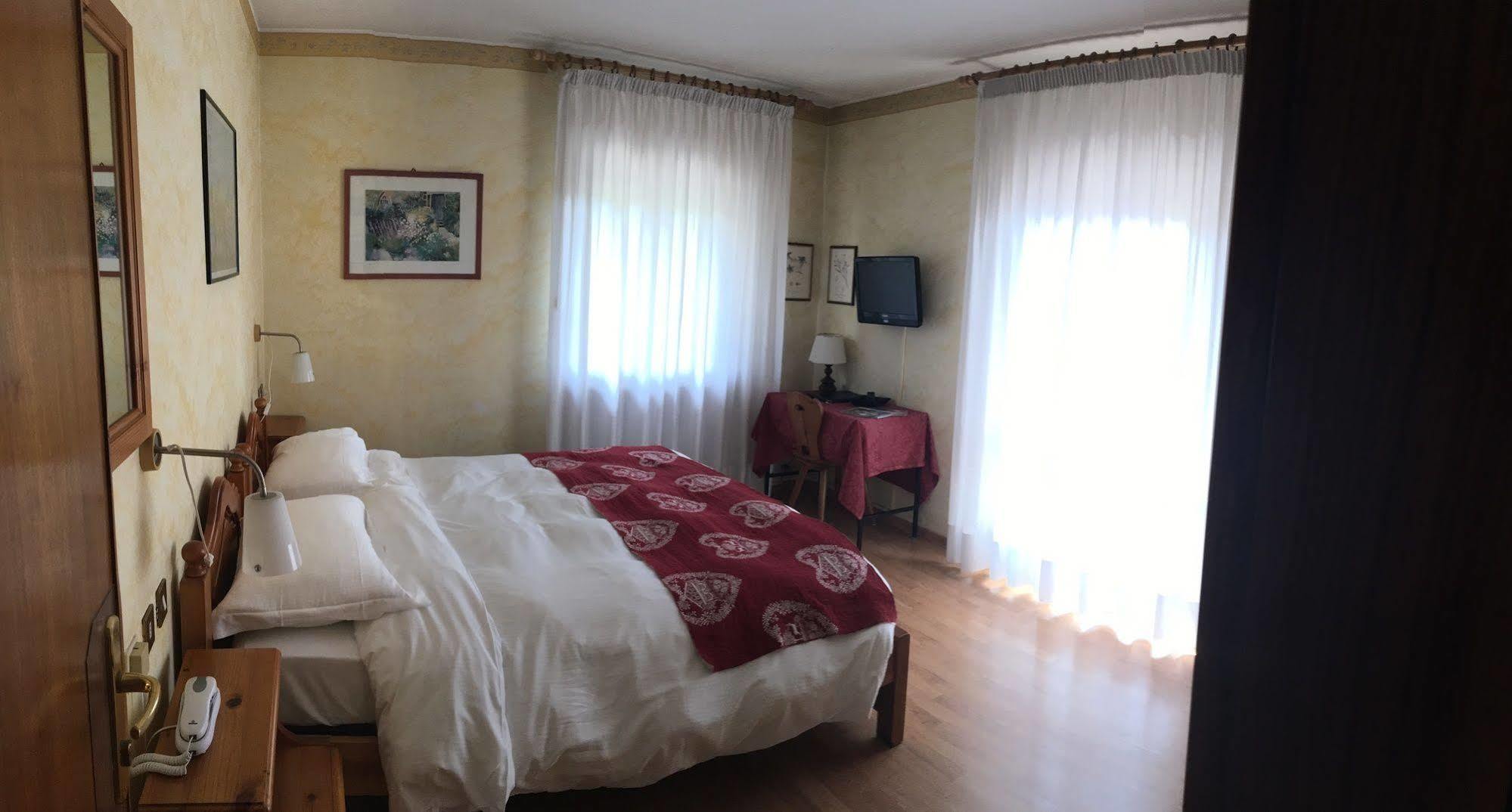 Meuble Villa Neve Cortina d'Ampezzo Exterior photo